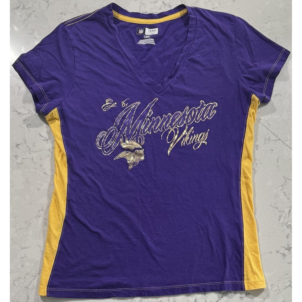 Minnesota Vikings T-Shirt Womens Large Purple Yellow V Neck NFL Team Apparel Tee